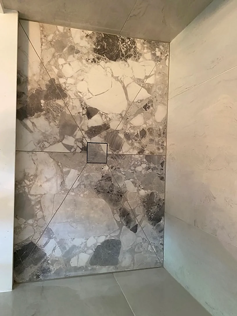 Book-matched porcelain floor