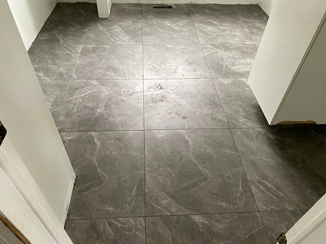 Grey marble-look floor, whole main floor