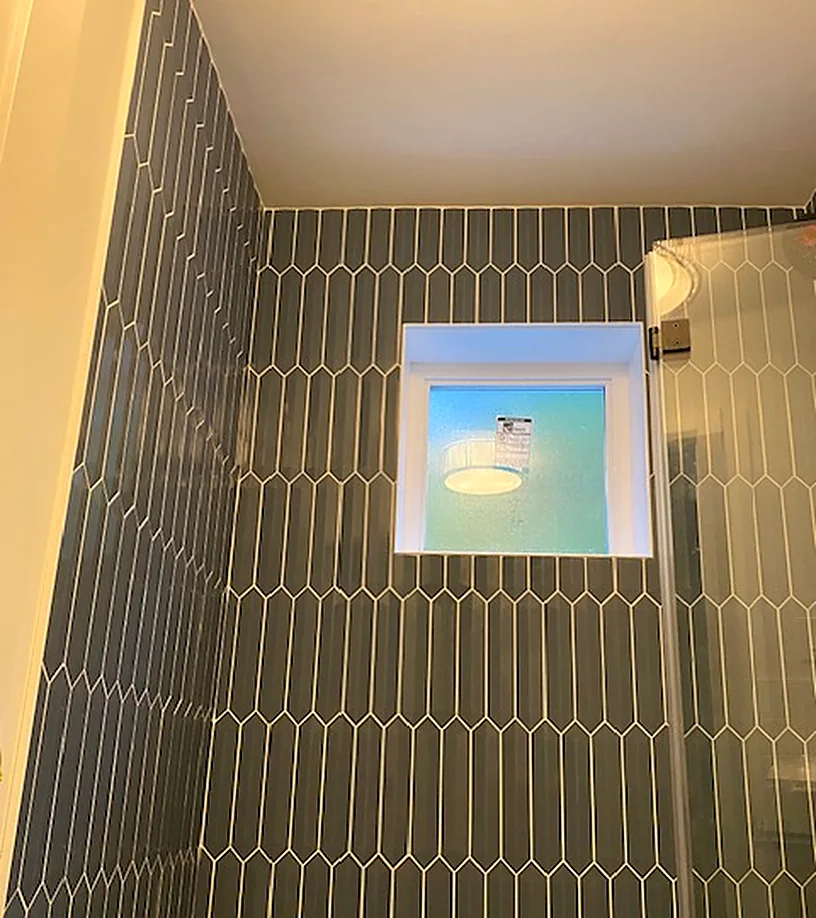 Picket mosaic floor to ceiling